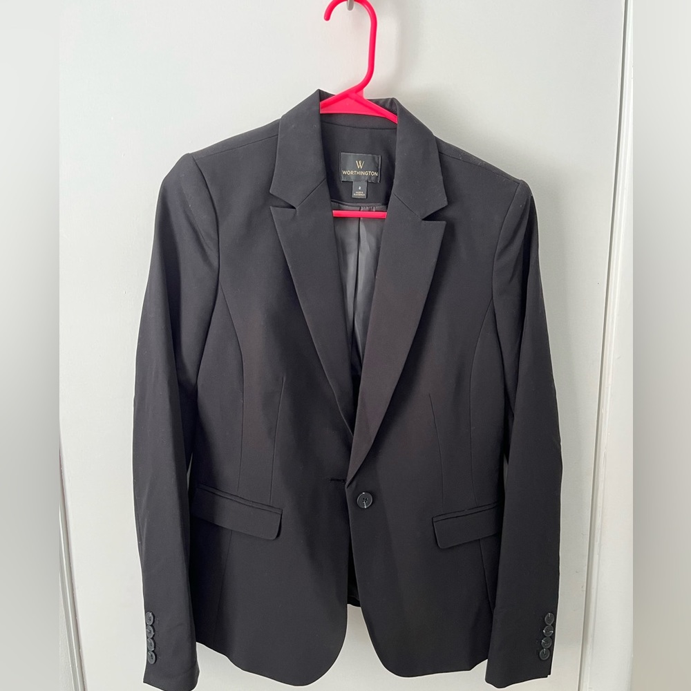 Black Blazer Never Worn❤️